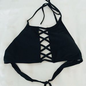 Black cross cross halter bikini